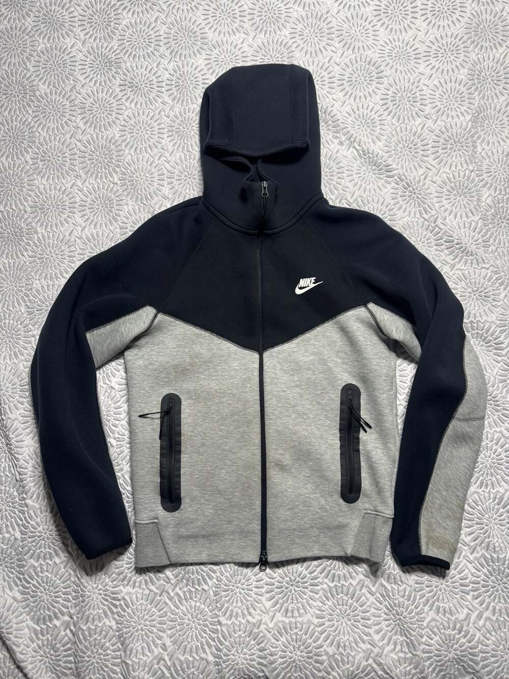 Nike Tech Fleece Full Zip Hoodie Black Grey Men’s Small FB7921-064